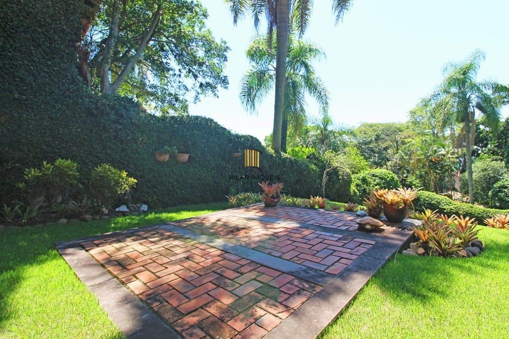 Casa de Condomínio 4 dormitórios no bairro Santa Tereza