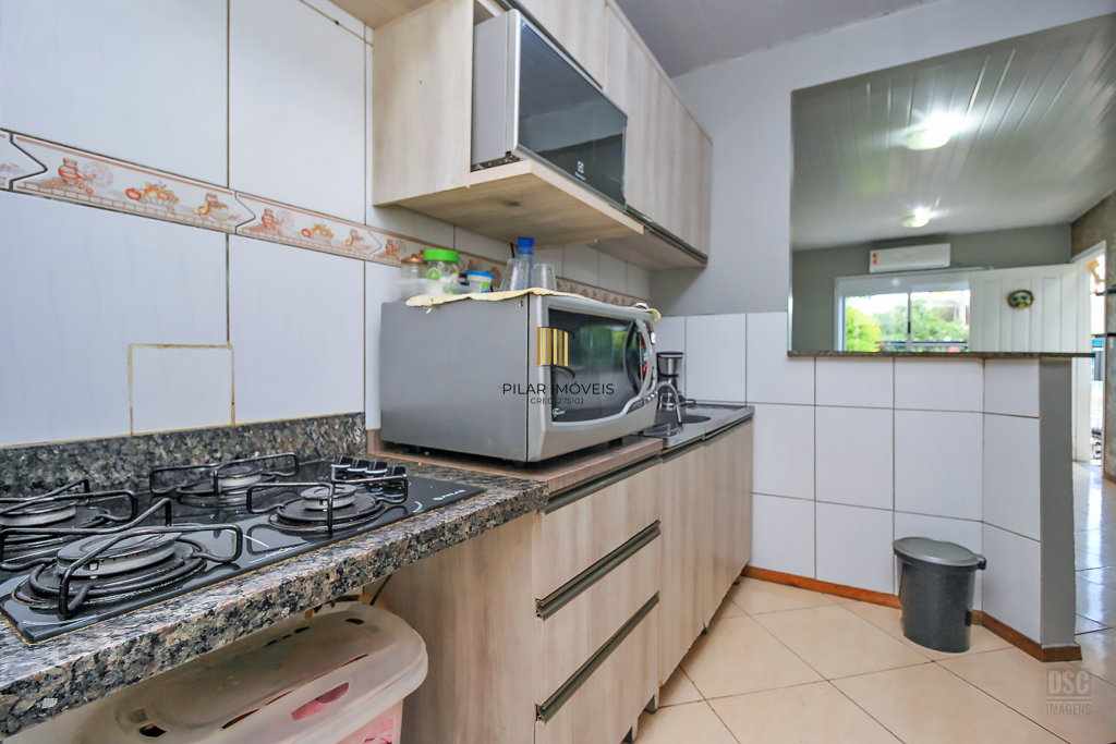 Casa 2 dormitórios no bairro Hípica