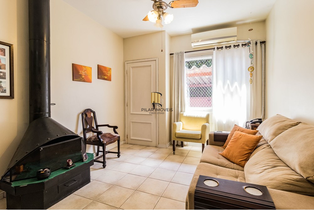 Casa de Condomínio 3 dormitórios no bairro Teresópolis