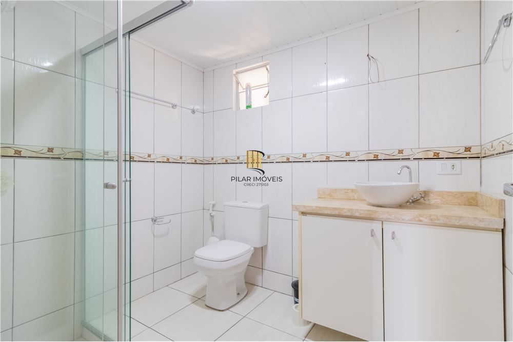 Casa 5 dormitórios no bairro Partenon