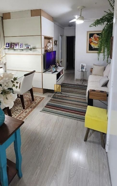 Apartamento 2 dormitórios no bairro Morro Santana