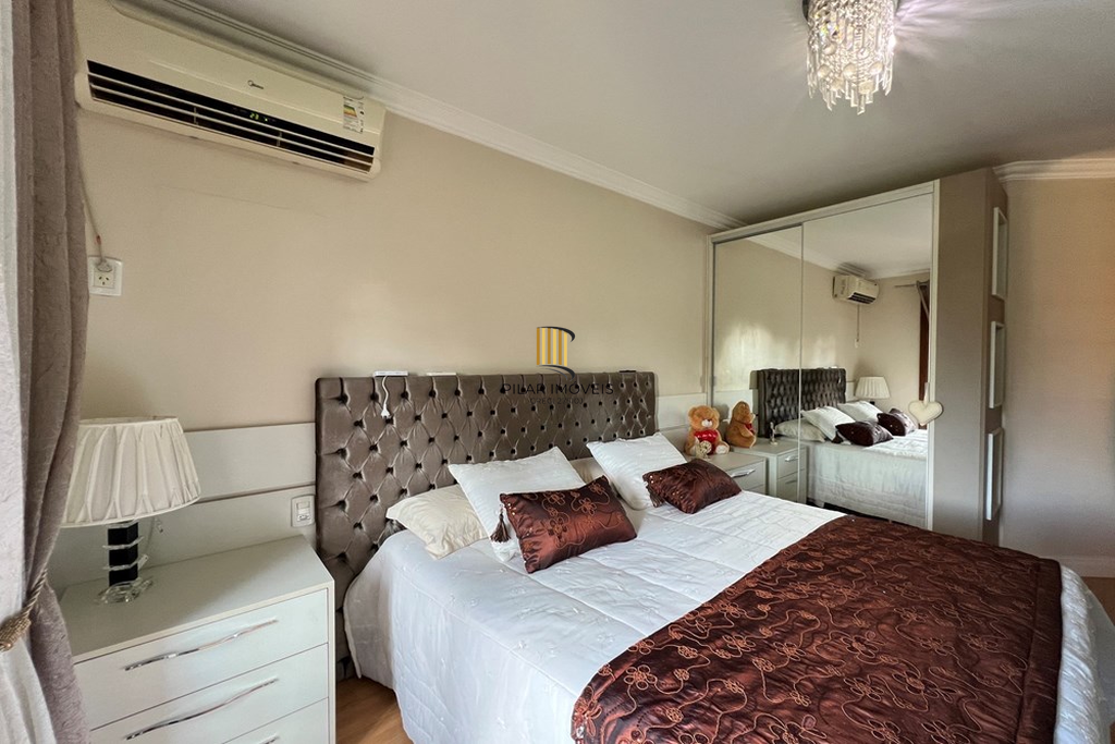 Casa 4 dormitórios no bairro Moinhos de Vento