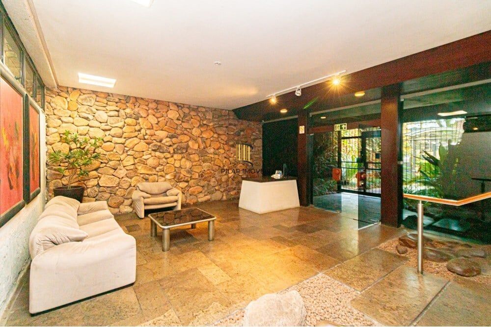 Apartamento 4 dormitórios no bairro Floresta