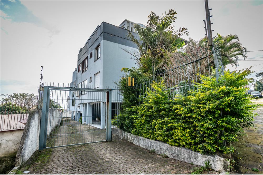 Cobertura 3 dormitórios no bairro Medianeira