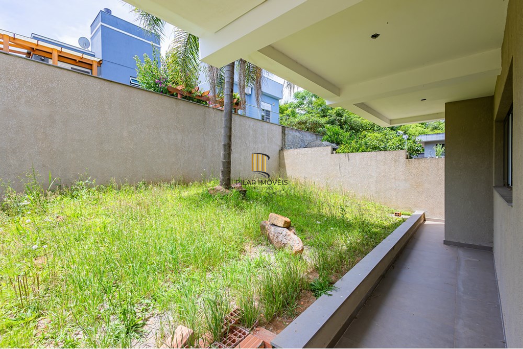 Casa de Condomínio 3 dormitórios no bairro Krahe