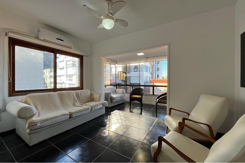 Apartamento 3 dormitórios no bairro Zona Nova