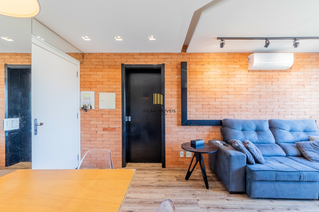 Apartamento 2 dormitórios no bairro Azenha