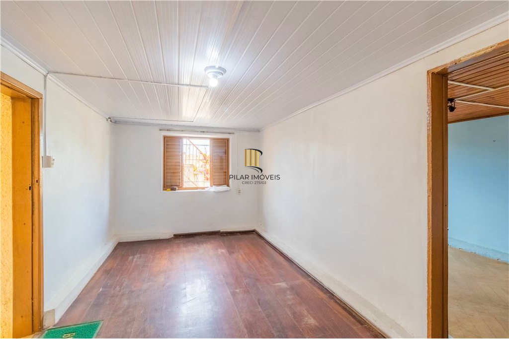 Casa 5 dormitórios no bairro Partenon