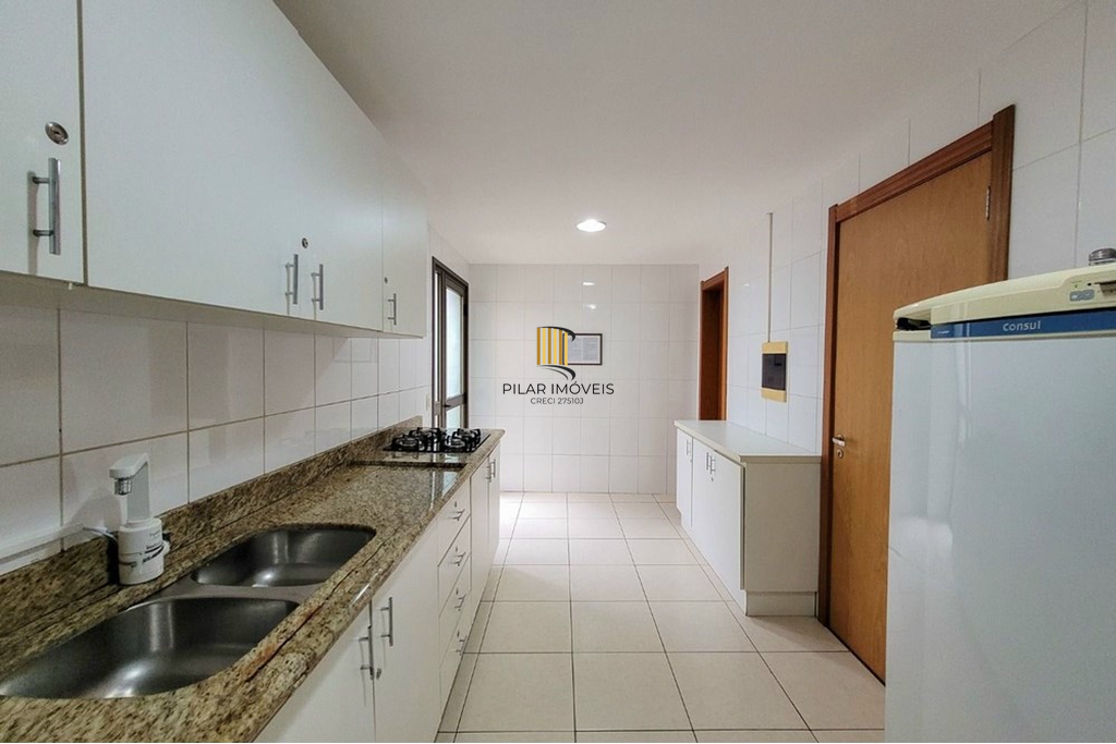 Apartamento 3 dormitórios no bairro Menino Deus