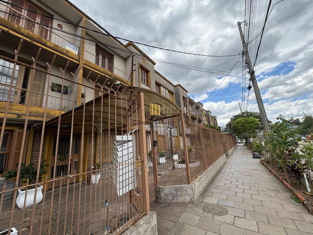 Apartamento 3 dormitórios no bairro Glória