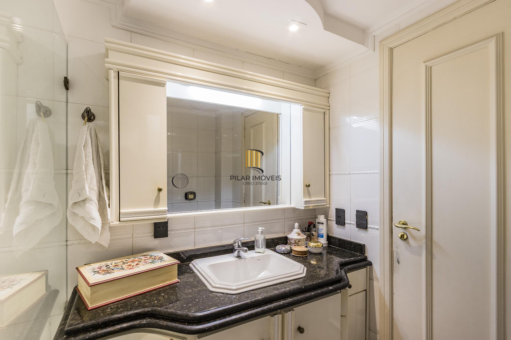 Cobertura 3 dormitórios no bairro Centro Histórico