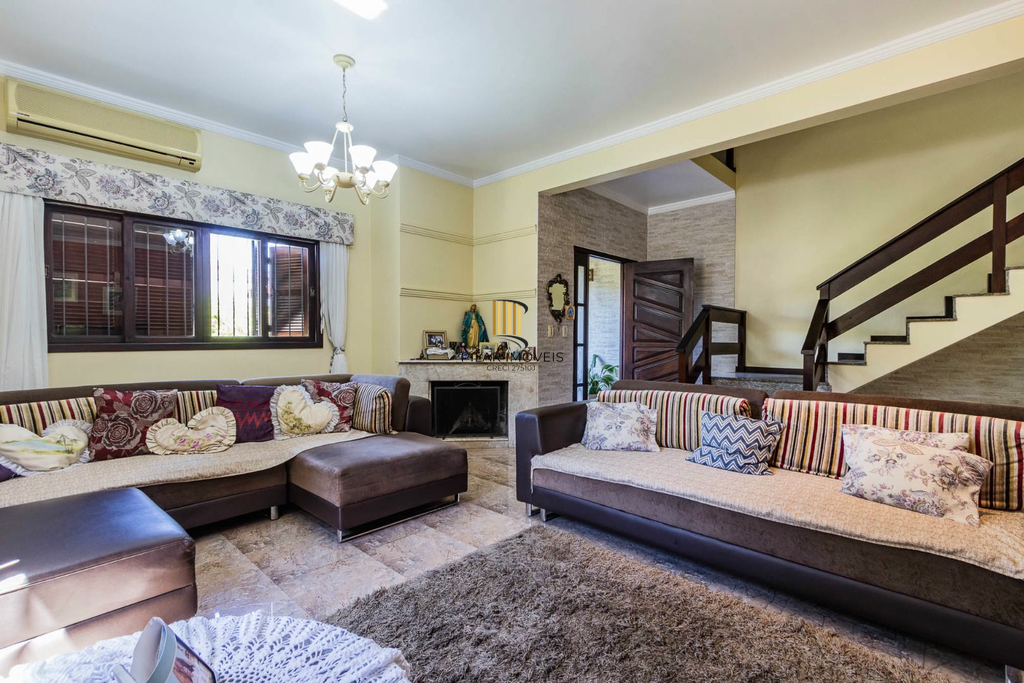 Casa 3 dormitórios no bairro Tristeza