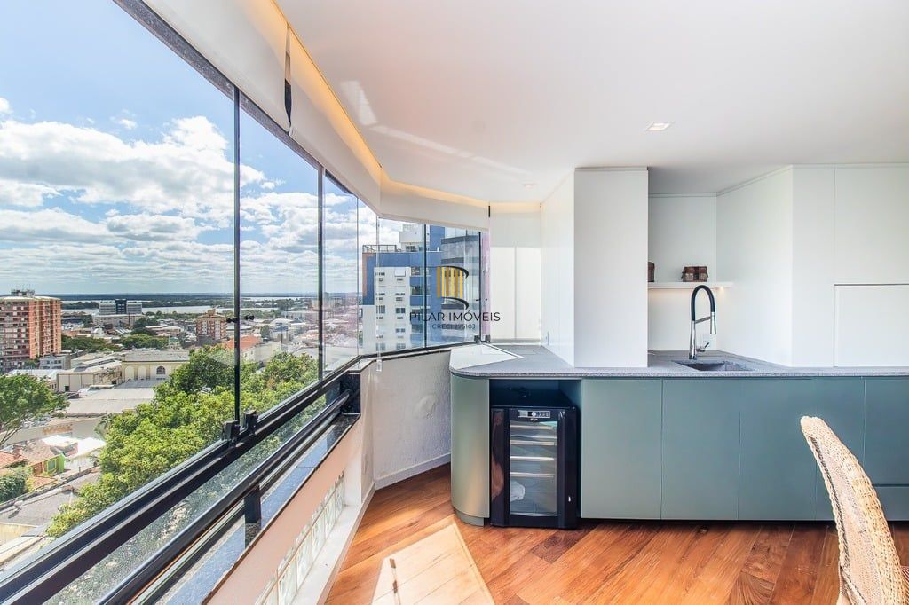 Apartamento 3 dormitórios no bairro Moinhos de Vento