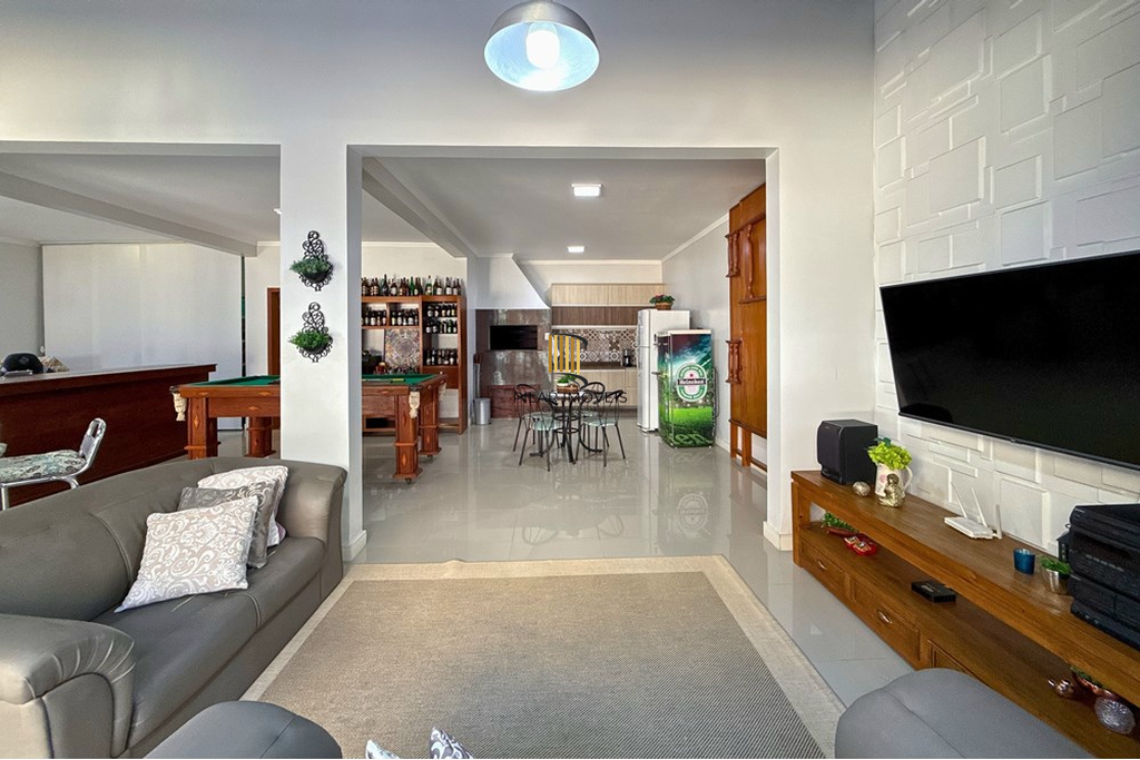 Casa 4 dormitórios no bairro São José