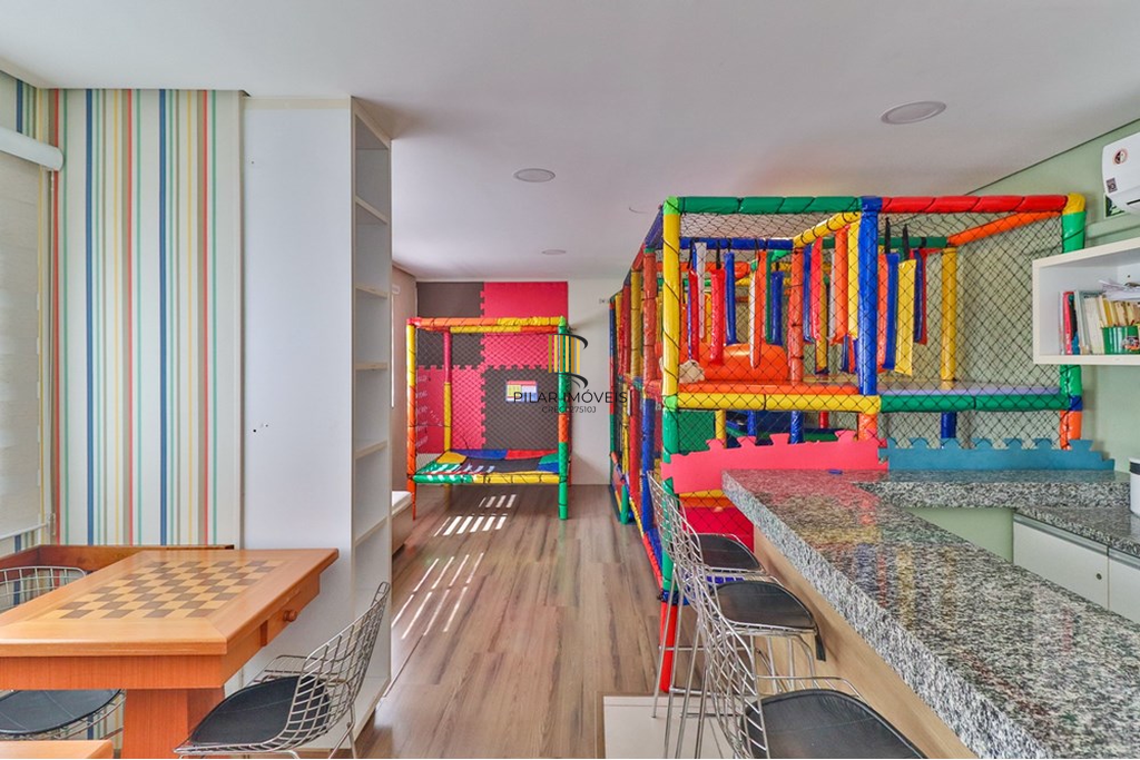 Apartamento 2 dormitórios no bairro Passo da Areia