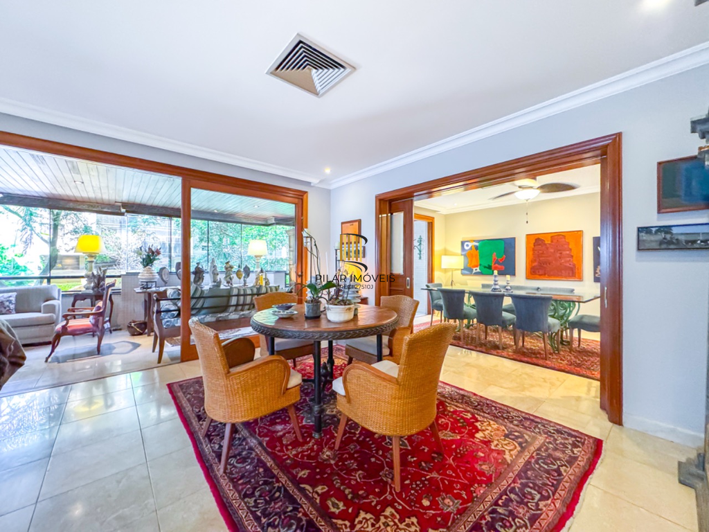 Apartamento 4 dormitórios no bairro Bela Vista