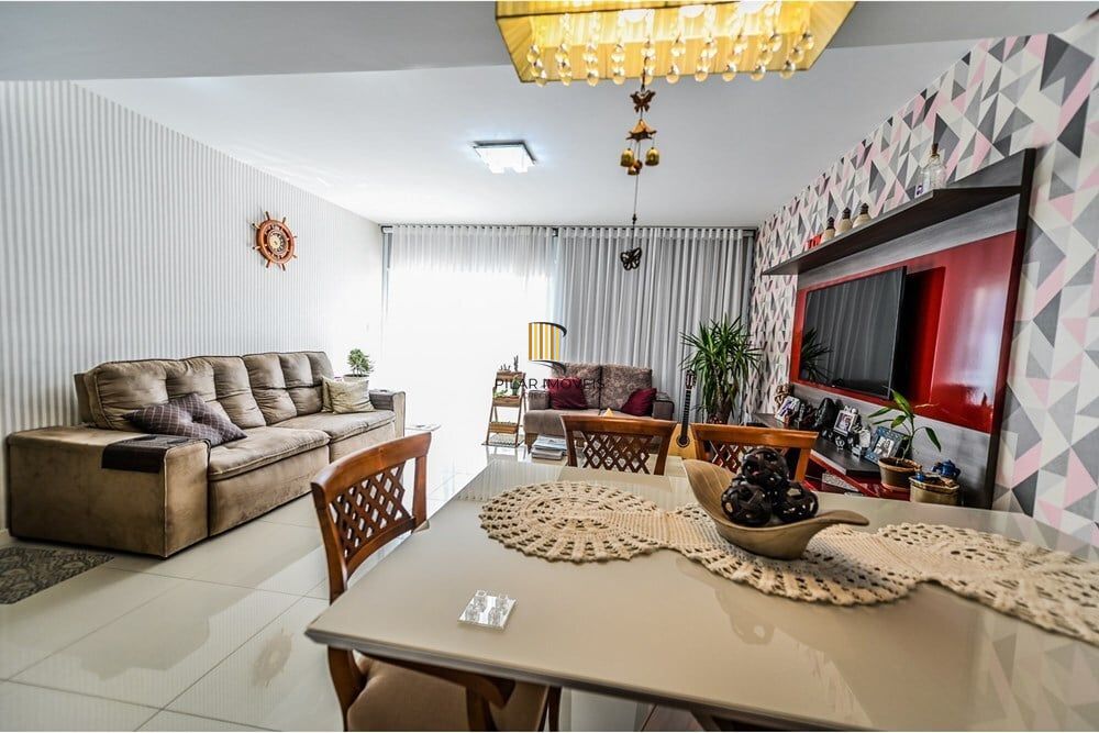 Apartamento 3 dormitórios no bairro Camaquã
