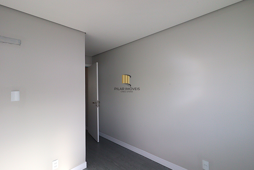 Casa de Condomínio 3 dormitórios no bairro São Sebastião