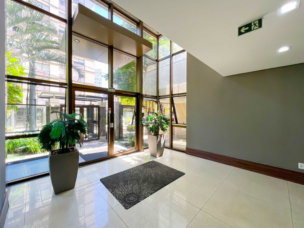 Apartamento 3 dormitórios no bairro Moinhos de Vento