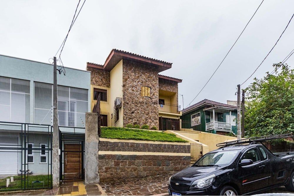 Casa 3 dormitórios no bairro Vila Ipiranga