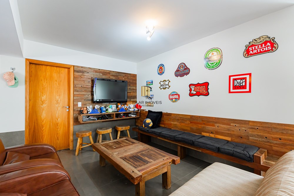 Casa 3 dormitórios no bairro Chácara das Pedras