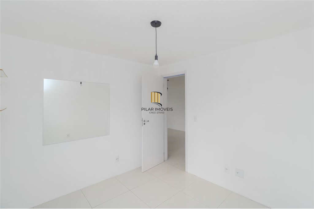 Apartamento 2 dormitórios no bairro Lomba do Pinheiro