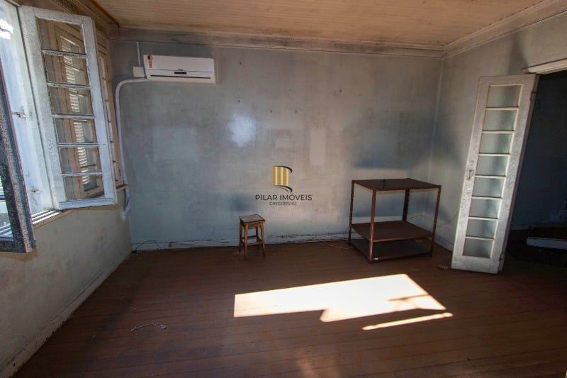 Casa 5 dormitórios no bairro Independência