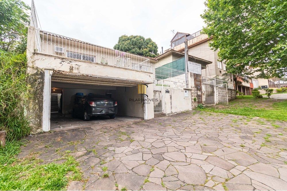 Casa 3 dormitórios no bairro Chácara das Pedras