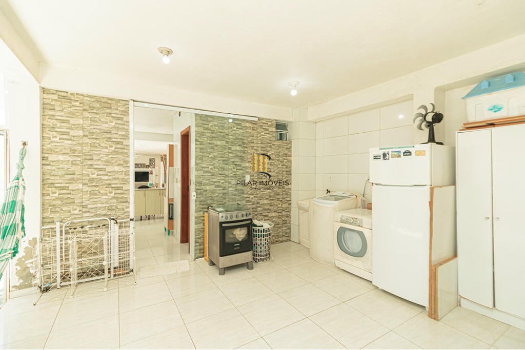 Casa 3 dormitórios no bairro Menino Deus