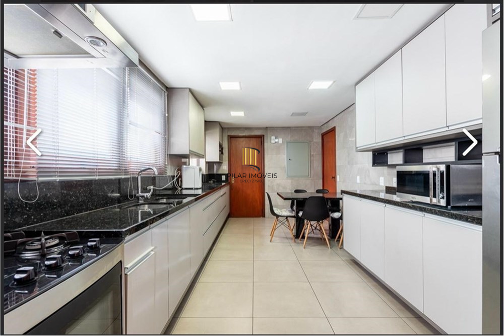 Cobertura 4 dormitórios no bairro Petrópolis
