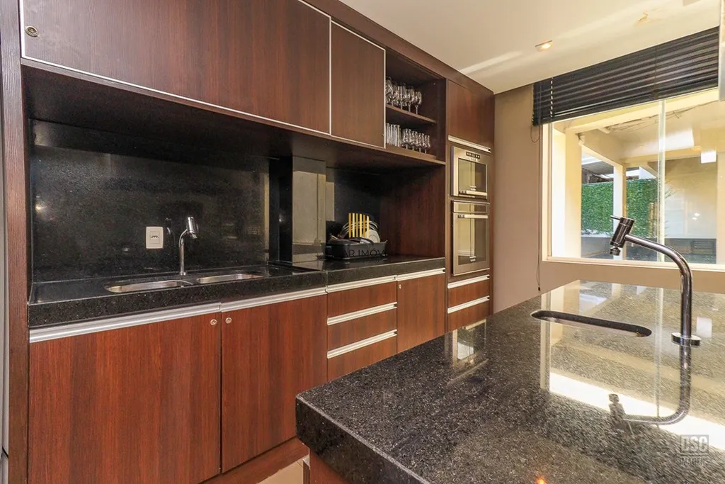 Apartamento 3 dormitórios no bairro Moinhos de Vento