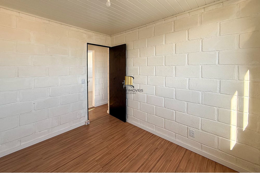 Apartamento 2 dormitórios no bairro Guajuviras