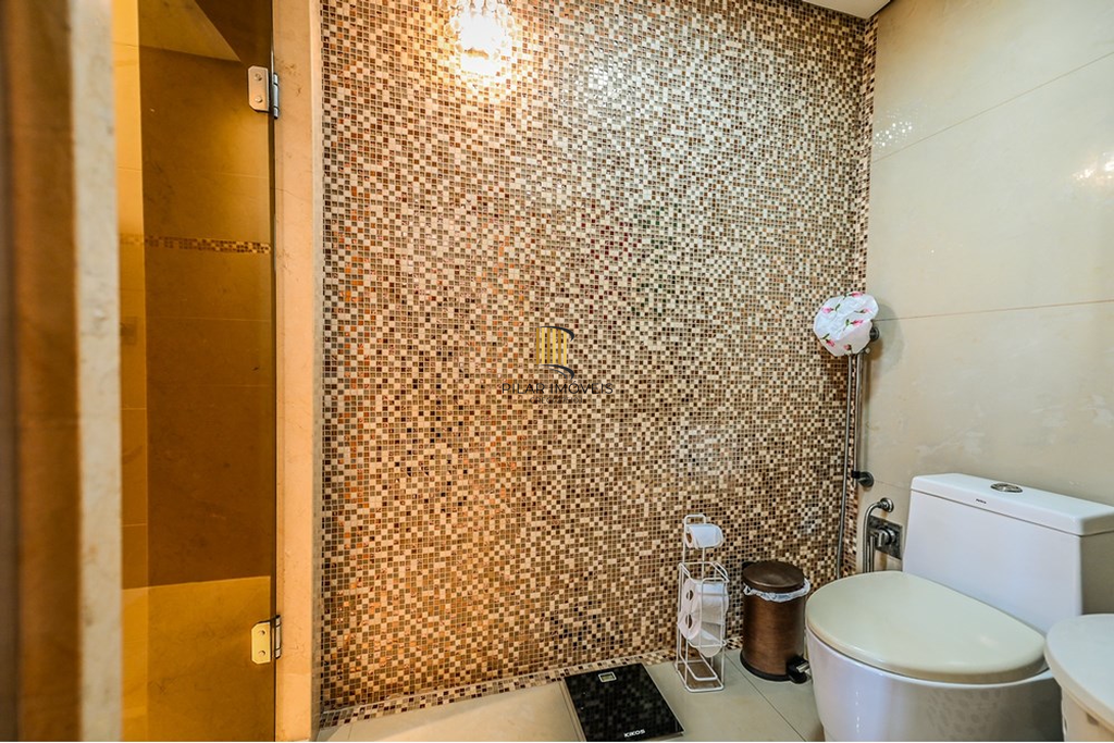 Casa 5 dormitórios no bairro Menino Deus