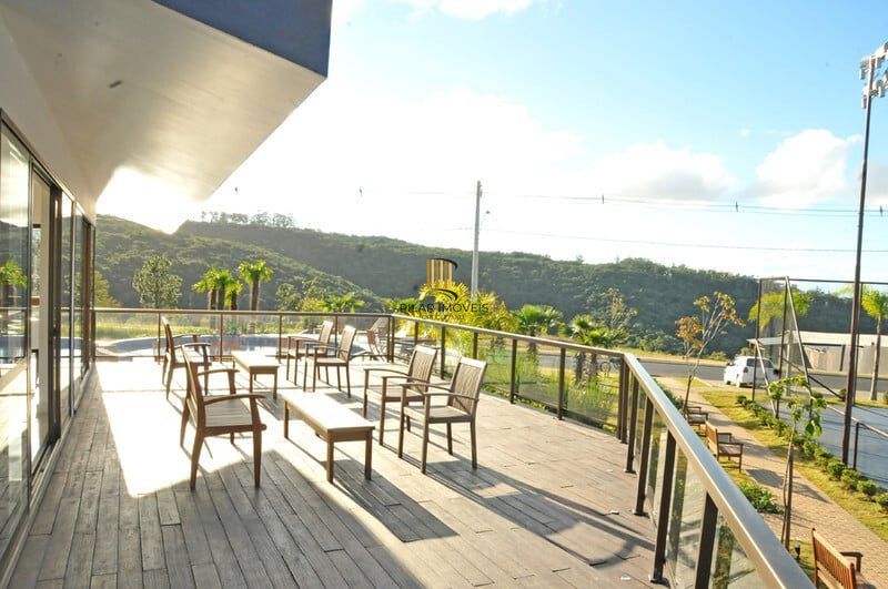 Terreno no bairro Morro Santana