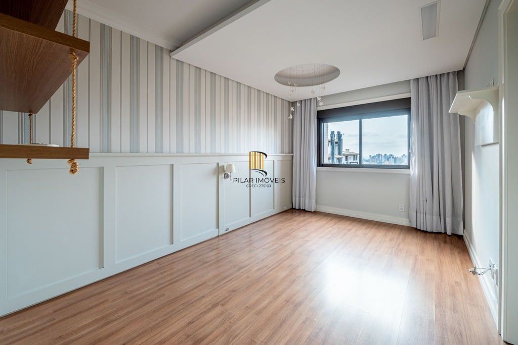 Apartamento 4 dormitórios no bairro Bela Vista