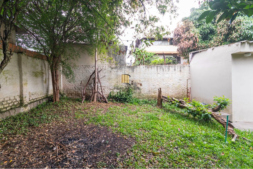 Casa 3 dormitórios no bairro Chácara das Pedras