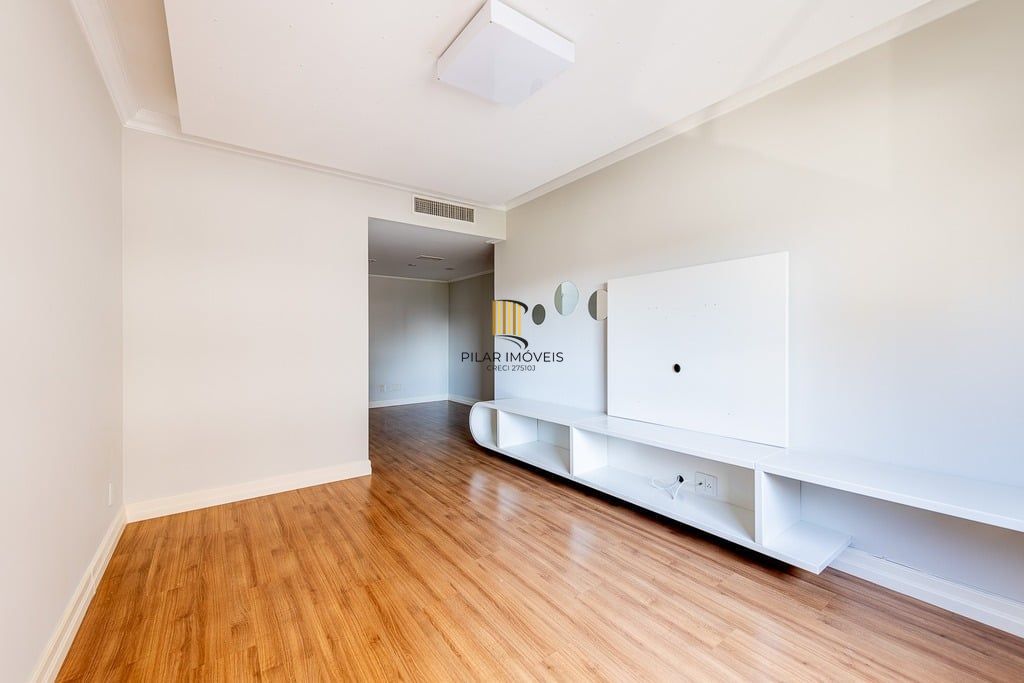 Apartamento 4 dormitórios no bairro Bela Vista