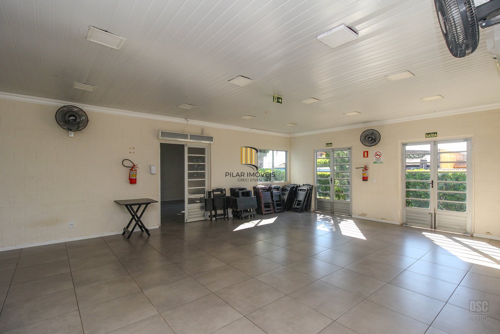 Apartamento 2 dormitórios no bairro Campo Novo