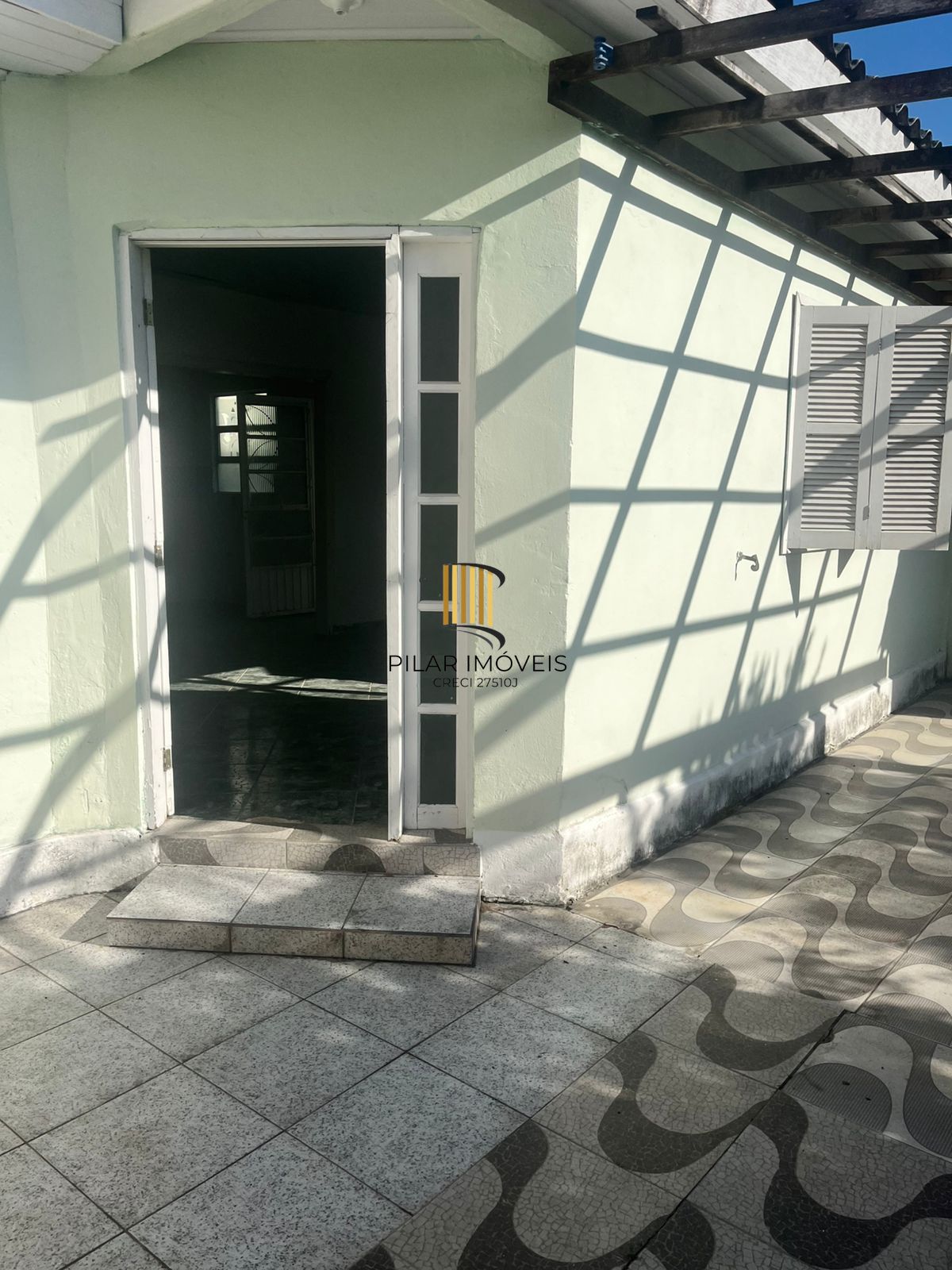 Casa de 2 dormitórios, sendo 1 suíte no Barrio Parque da Matriz, em Cachoeirinha