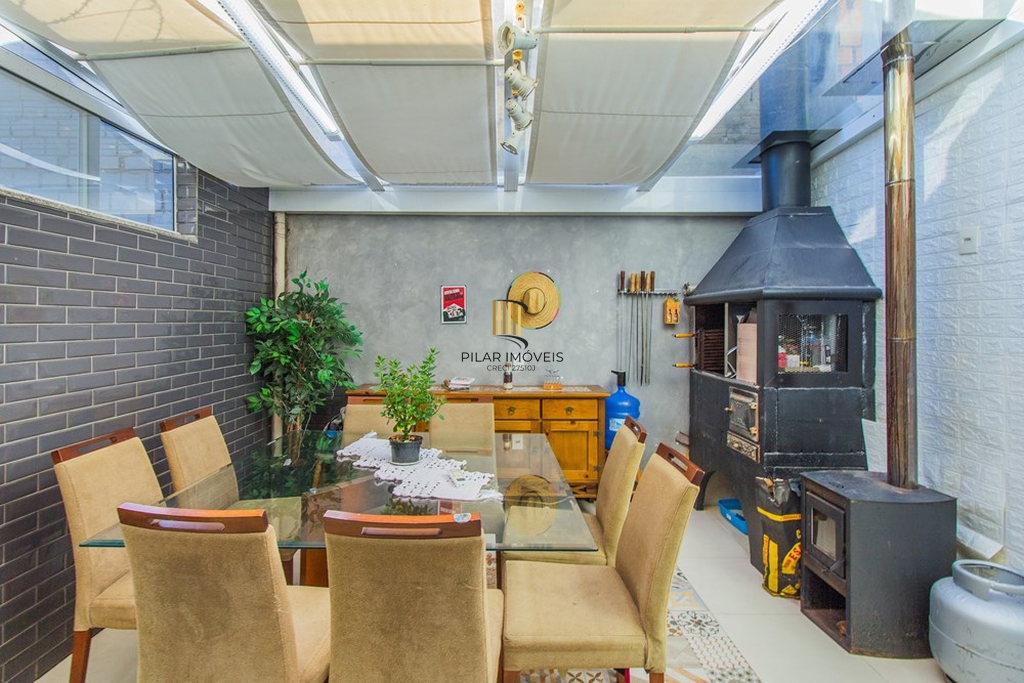 Casa 2 dormitórios no bairro Fátima