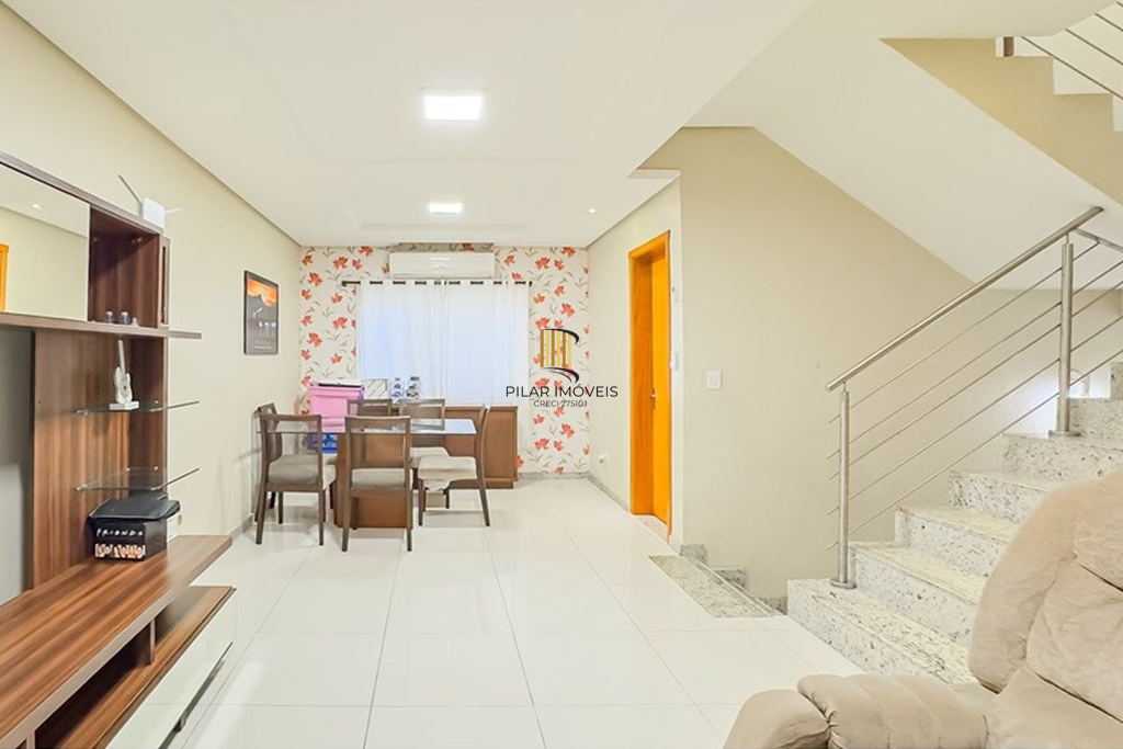 Casa de Condomínio 3 dormitórios no bairro Vila Ipiranga