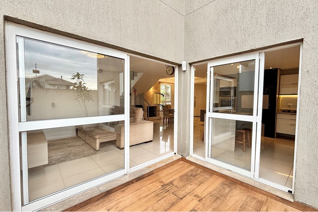 Casa 3 dormitórios no bairro Moinhos de Vento