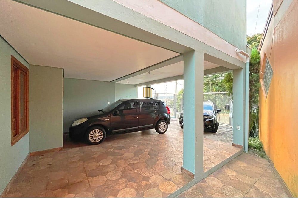 Casa 3 dormitórios no bairro Espírito Santo