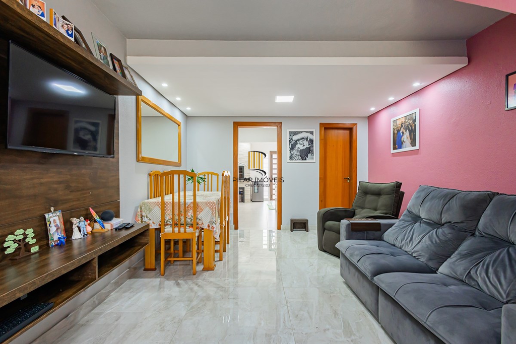 Casa de Condomínio 2 dormitórios no bairro Morro Santana