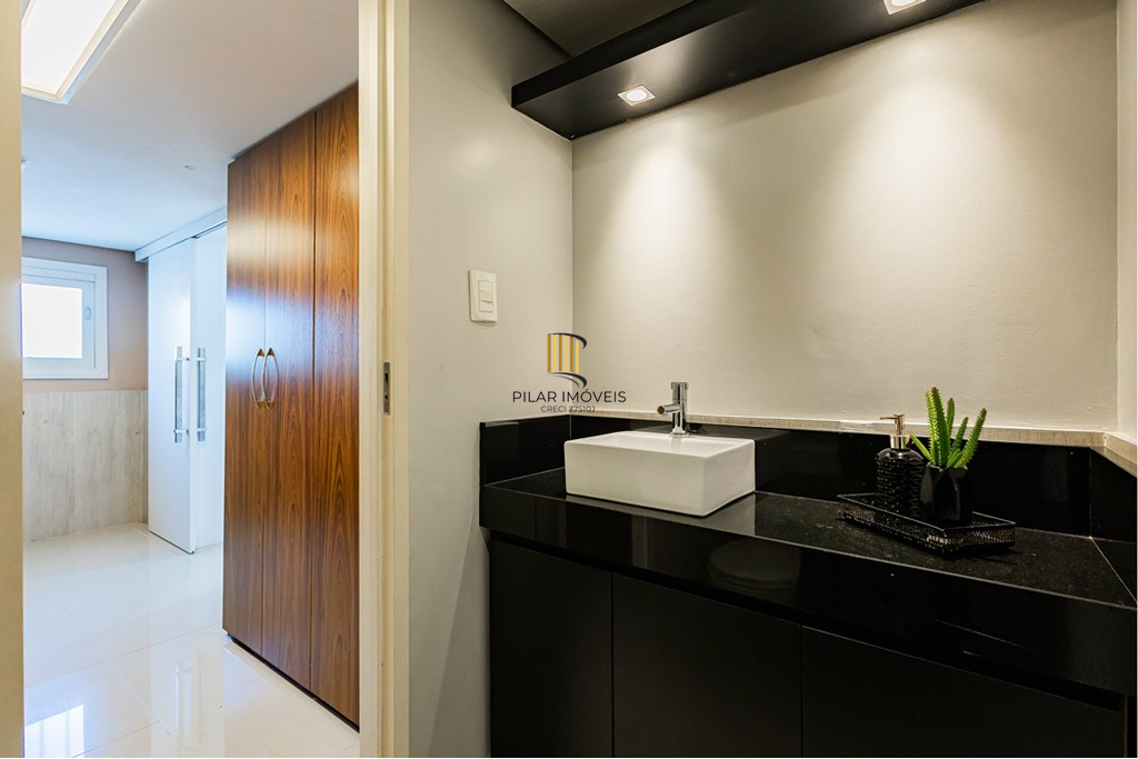 Casa 3 dormitórios no bairro Vila Ipiranga