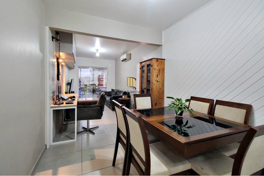 Apartamento 2 dormitórios no bairro Cavalhada