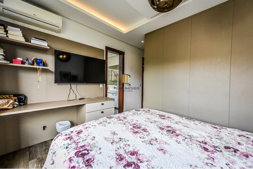 Casa de Condomínio 5 dormitórios no bairro São Lucas