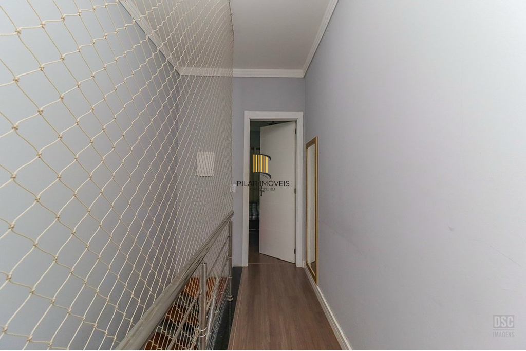 Casa 2 dormitórios no bairro Hípica