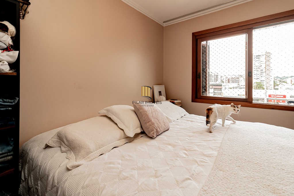 Apartamento 3 dormitórios no bairro Menino Deus