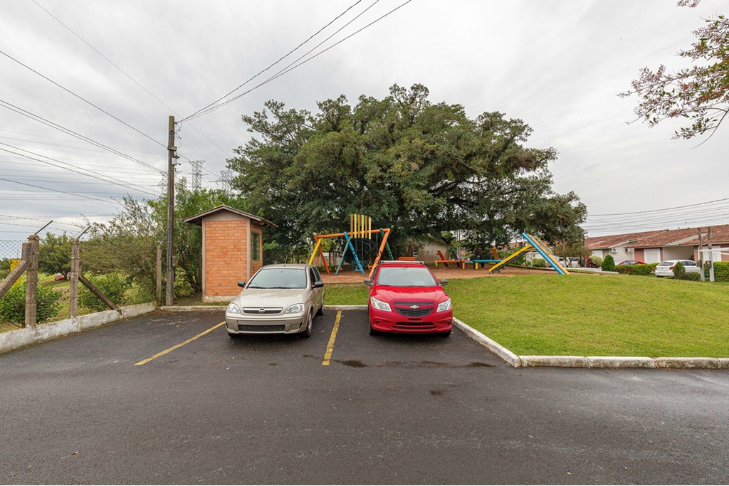 Casa de Condomínio 3 dormitórios no bairro Stella Maris